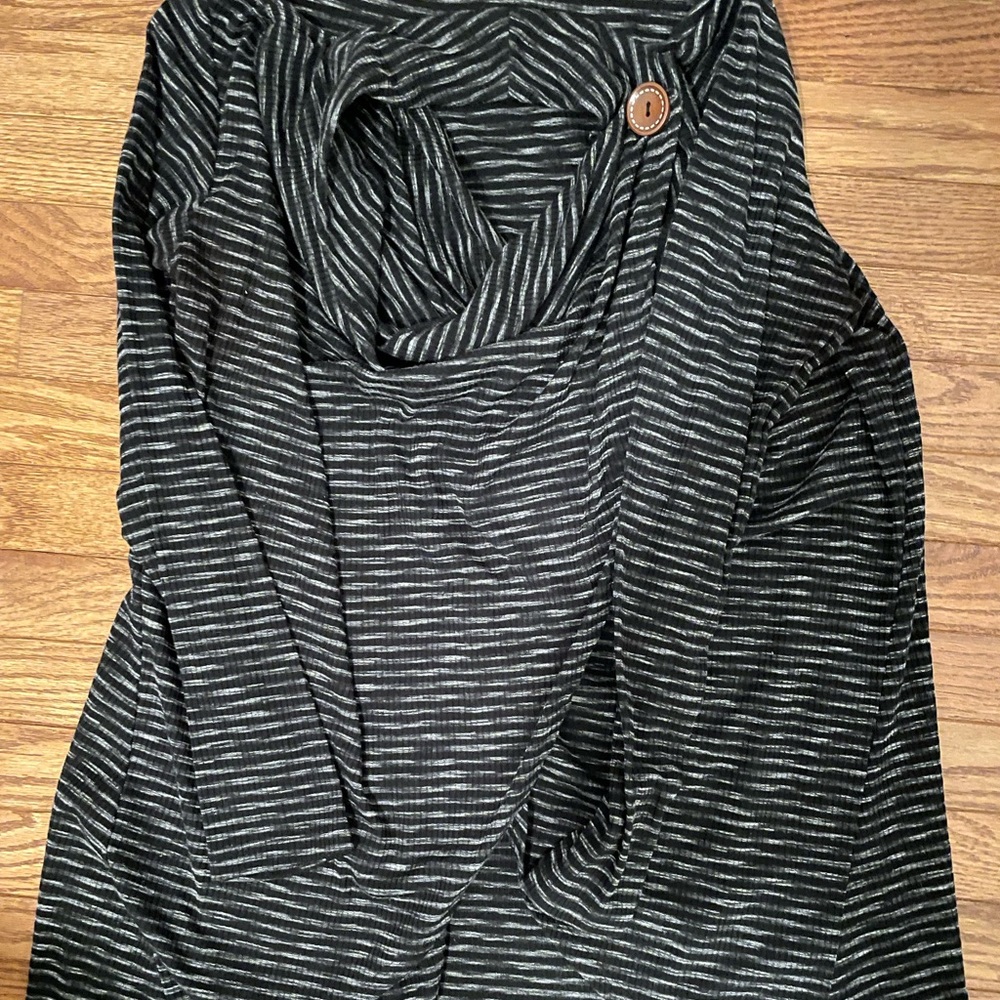 Bobeau black cardigan